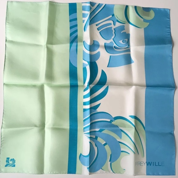 FREY WILLE SILK SCARF NWT, NIB Original Packaging, Square, 19” by 19” in… - Picture 6 of 11